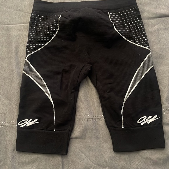 Auth Offwhite biking shorts new not worn runs small - Picture 2 of 3